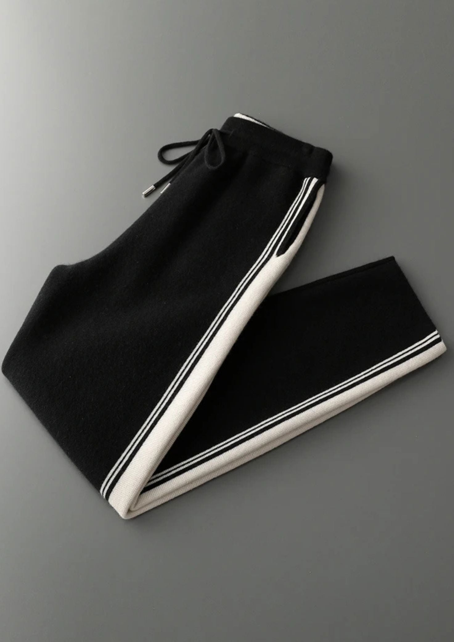 100% KASCHMIR-TRAININGSANZUG